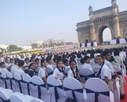 Students at Indian Navy's Beating Retreat & Tattoo show held at the Gateway of India